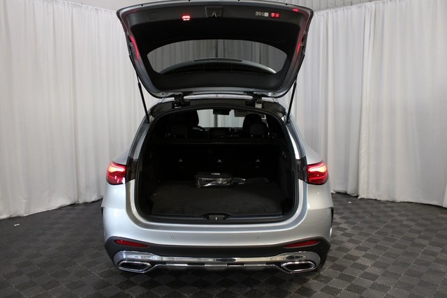 2025 Mercedes Benz GLC 350e 4MATIC photo 7