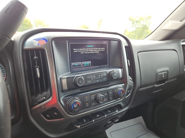 2015 Chevrolet Silverado 1500 LT photo 21