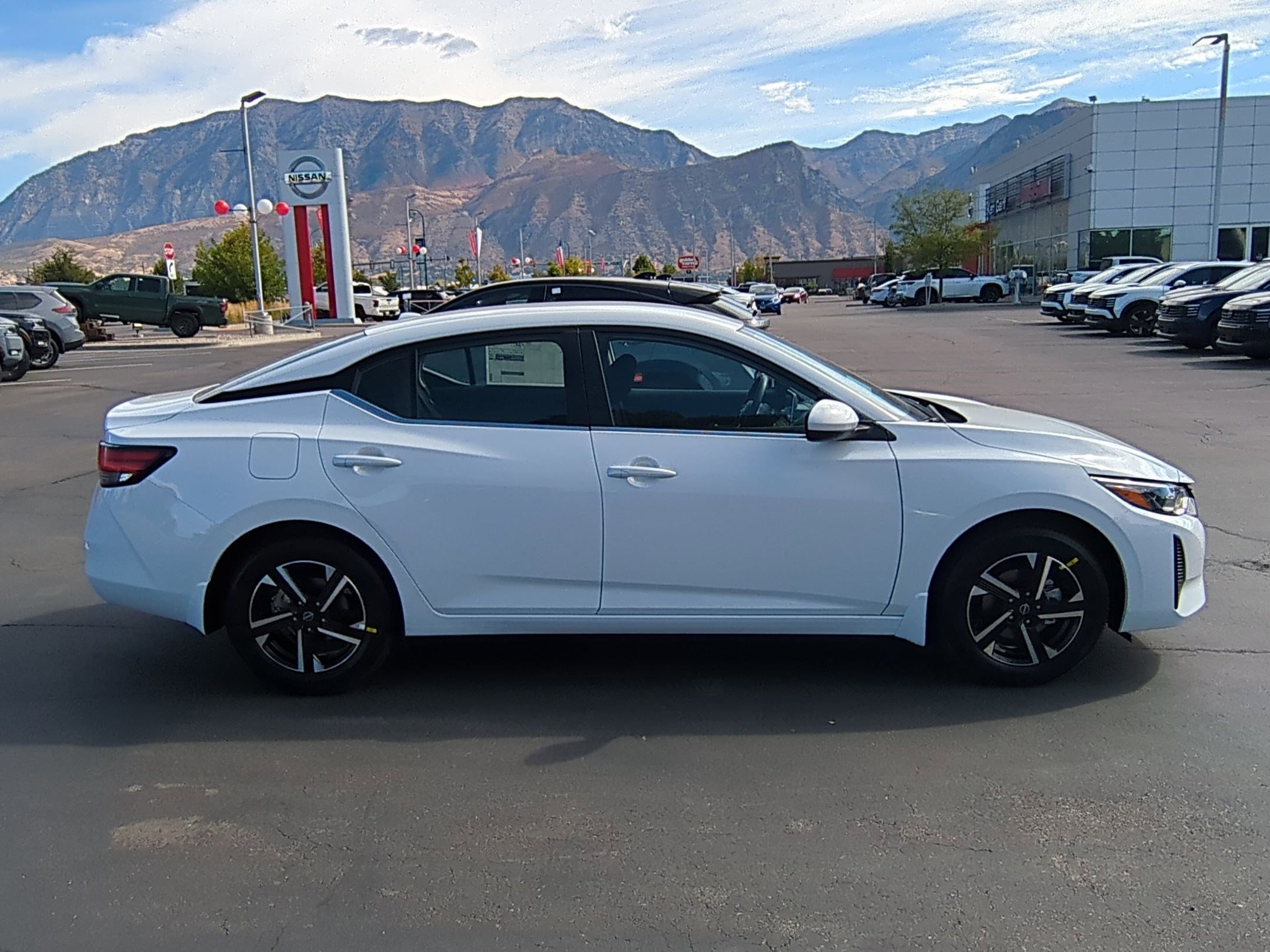 2025 Nissan Sentra SV photo 2