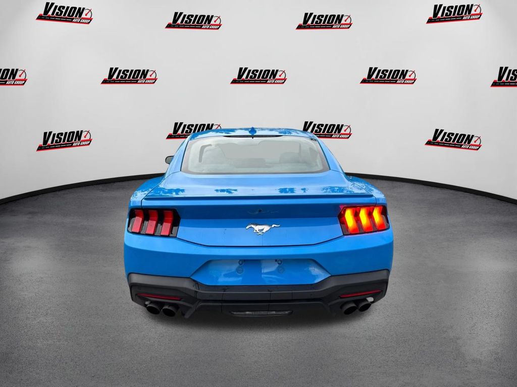 2024 Ford Mustang EcoBoost Premium photo 6