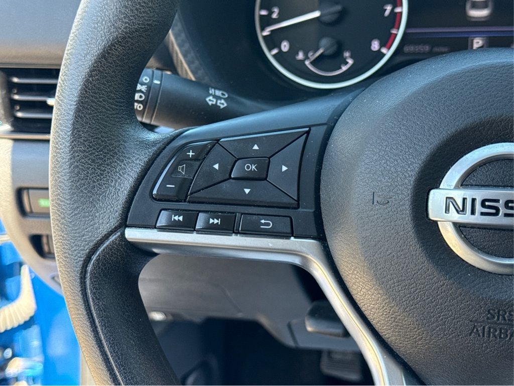 2023 Nissan Sentra SV photo 30