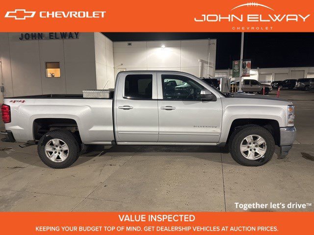 2018 Chevrolet Silverado 1500 LT photo 4