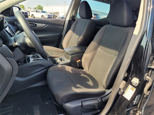 2019 Nissan Rogue Sport S photo 8