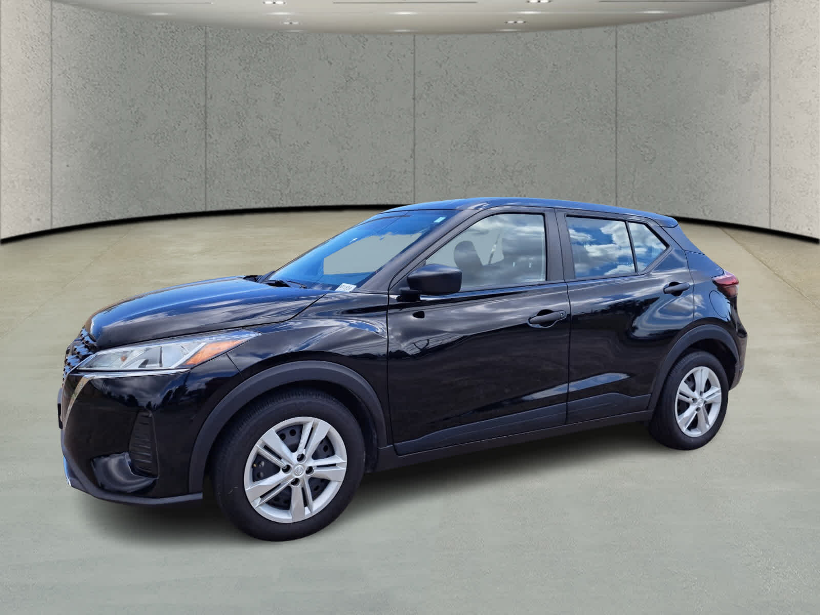 2024 Nissan Kicks
