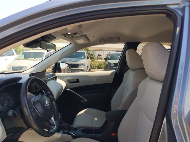 2023 Toyota Corolla Cross LE photo 15