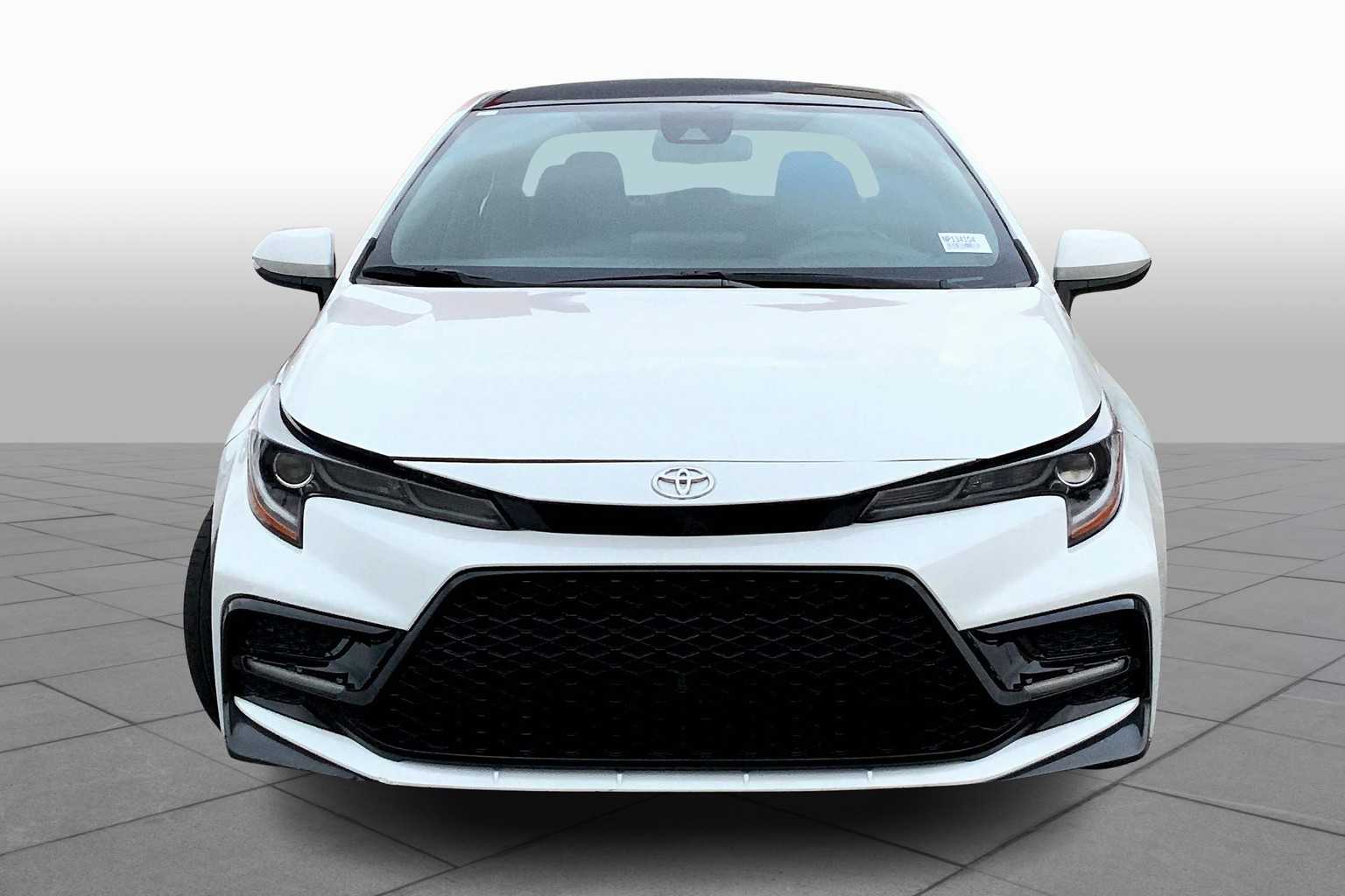 2022 Toyota Corolla SE photo 3