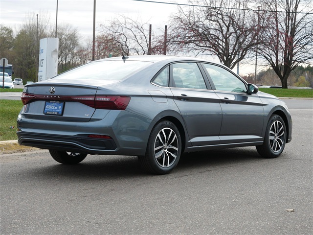 2026 Volkswagen Jetta 1.5T SE photo 2