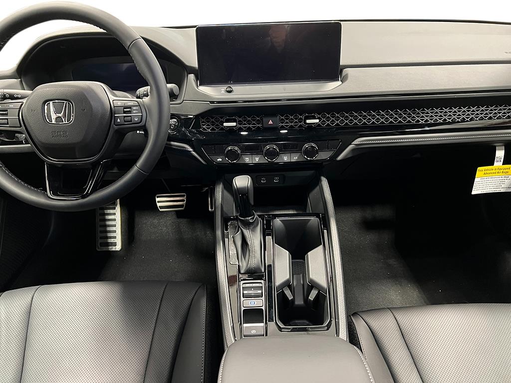 2025 Honda Accord Hybrid Sport-L photo 16