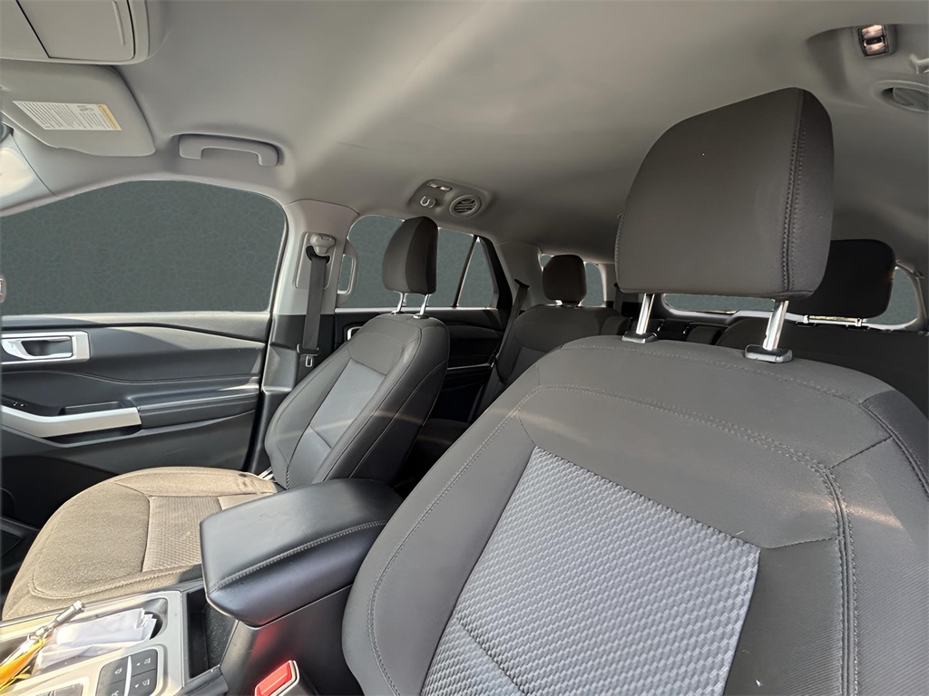 2023 Ford Explorer XLT photo 11
