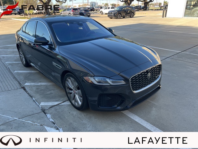 2021 Jaguar XF R-Dynamic SE's photo