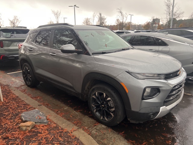 2023 Chevrolet Trailblazer LT photo 3