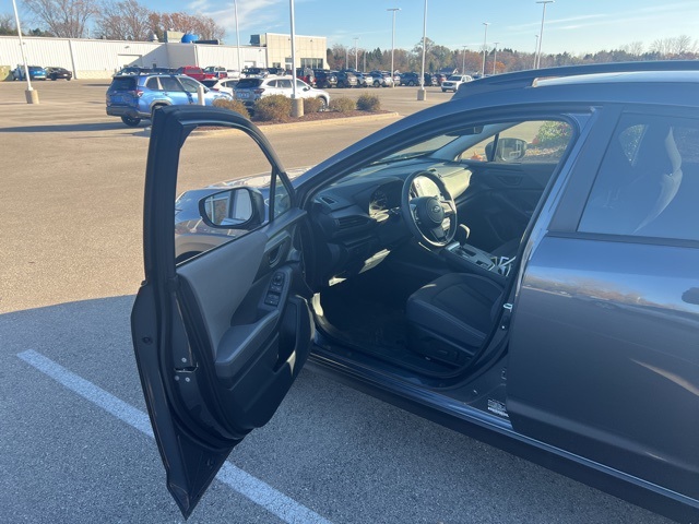 2025 Subaru Crosstrek Premium photo 3