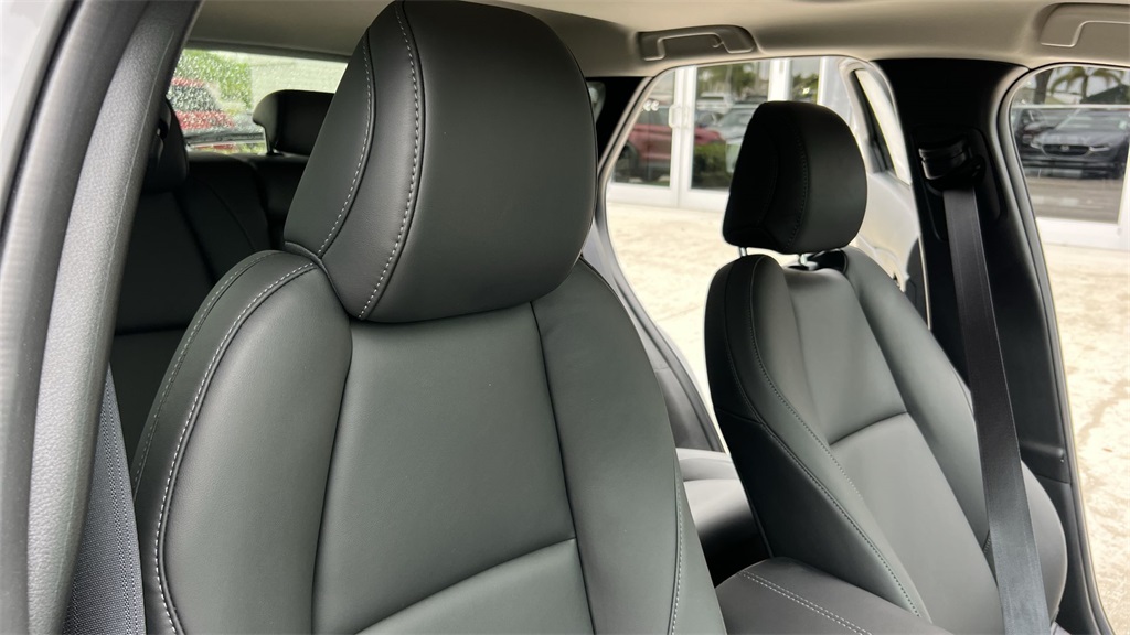 2025 Mazda CX-30 2.5 S Preferred photo 46