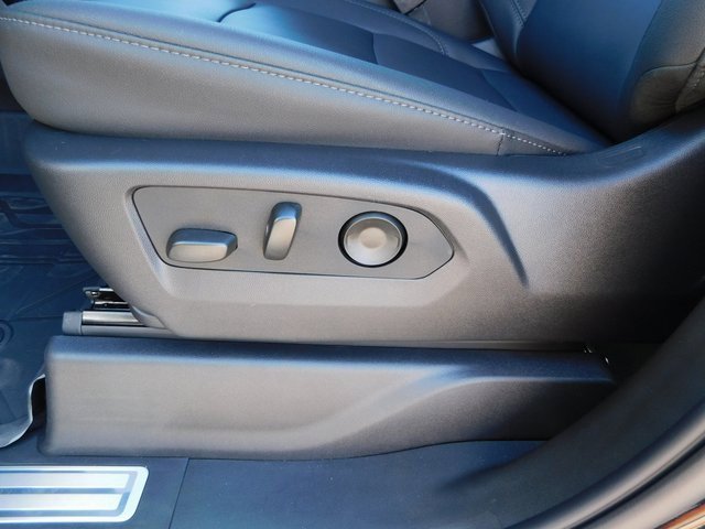 2026 Chevrolet Silverado 1500 RST photo 18