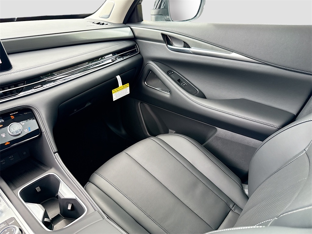 2026 Infiniti QX60 Luxe photo 25