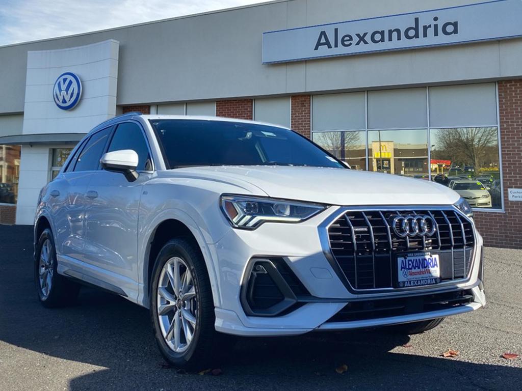 2023 Audi Q3 S Line Premium's photo