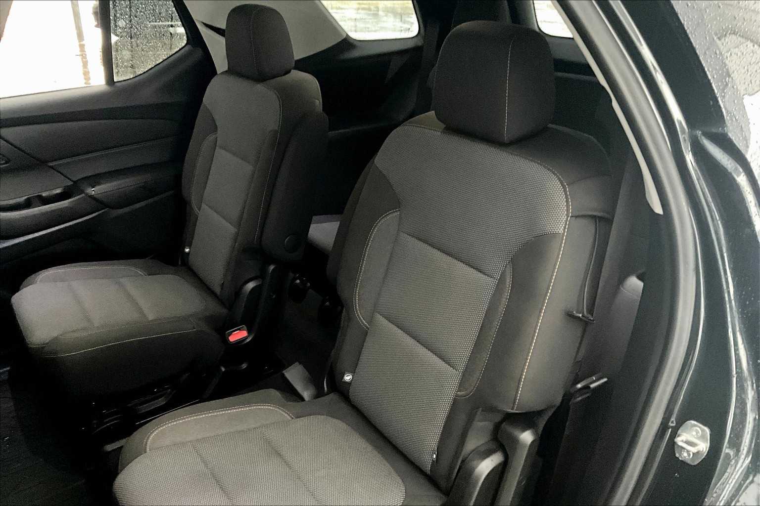 2021 Chevrolet Traverse Cloth photo 17