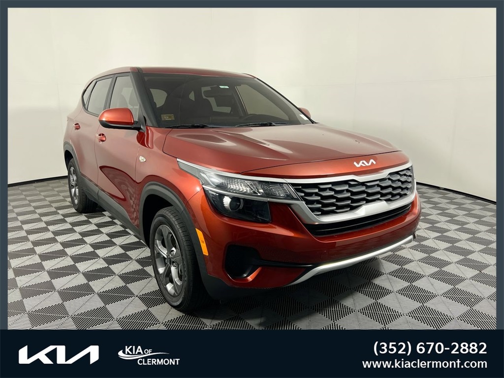 2023 Kia Seltos LX's photo