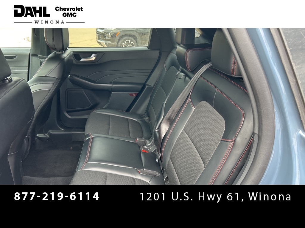 2025 Ford Escape ST-Line Select photo 16