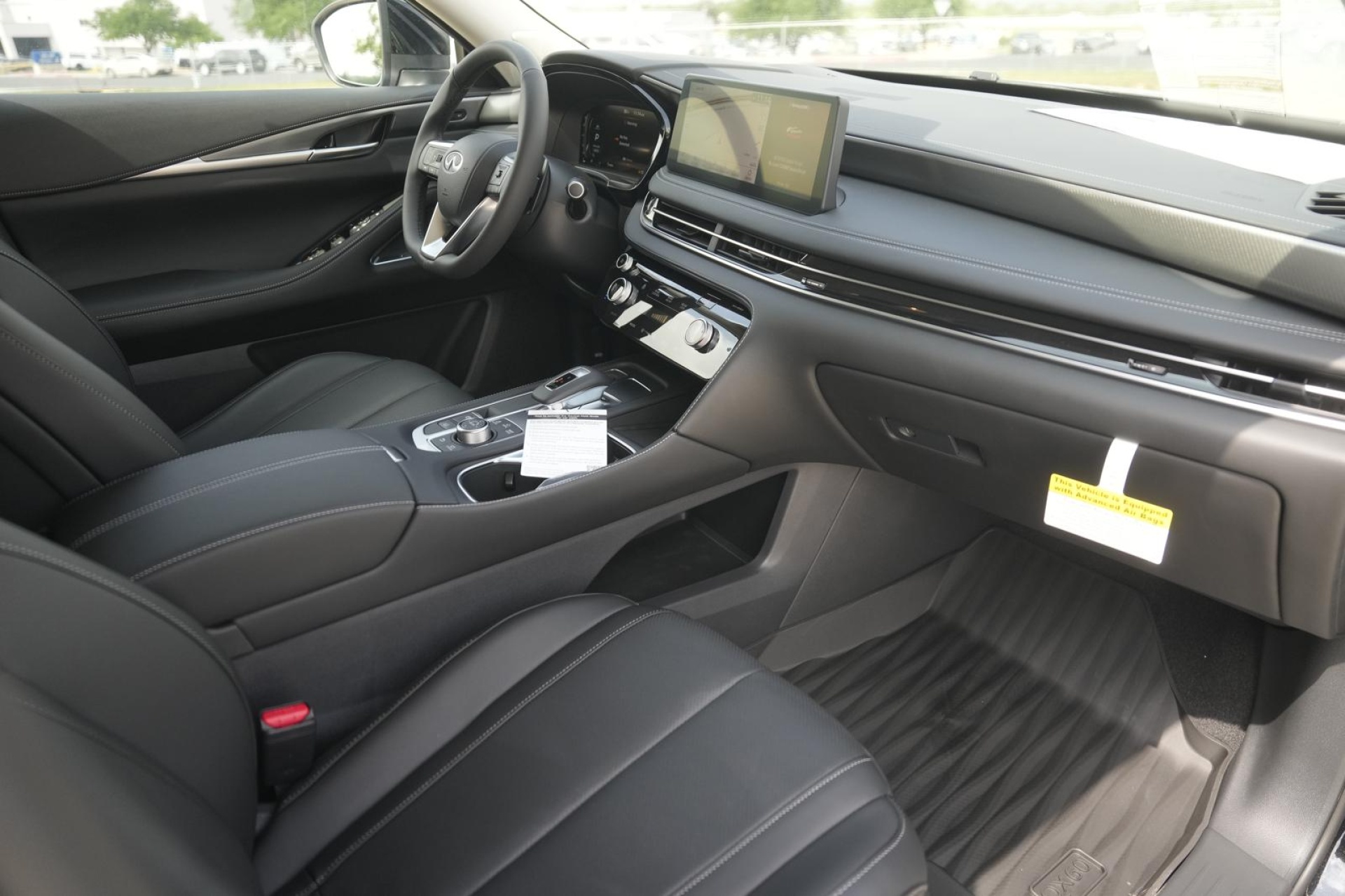 2025 Infiniti QX60 Luxe AWD photo 11