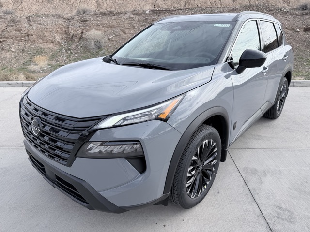 2026 Nissan Rogue SV's photo