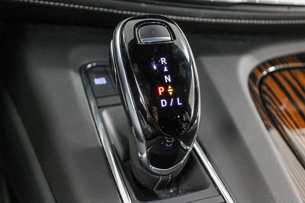 2024 Cadillac Escalade Premium Luxury photo 22