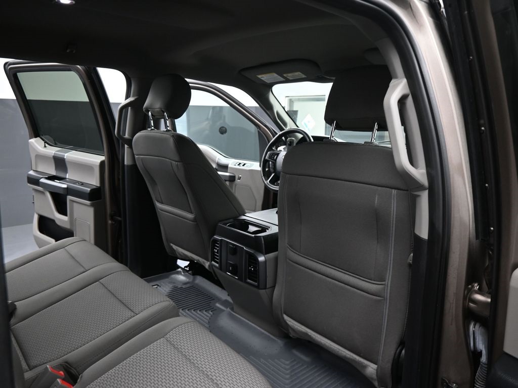 2019 Ford F-150 XLT photo 4