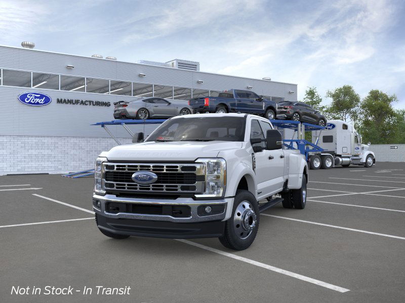 2026 Ford F-450 XLT photo 2