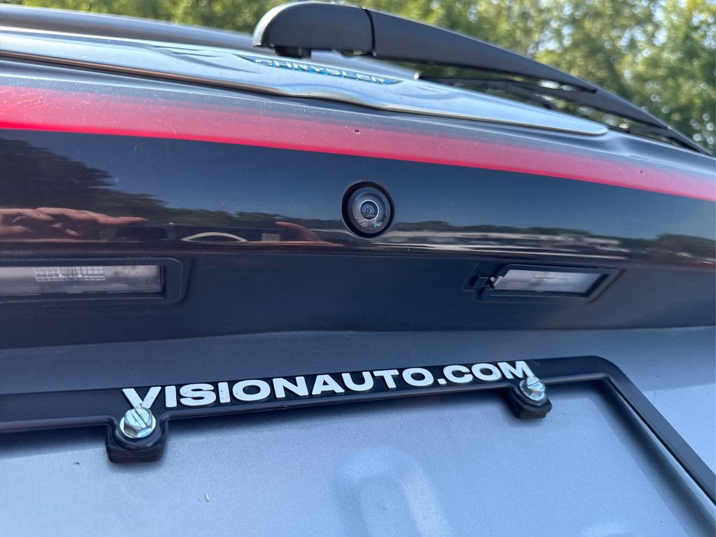 2021 Chrysler Pacifica Hybrid Touring L photo 16