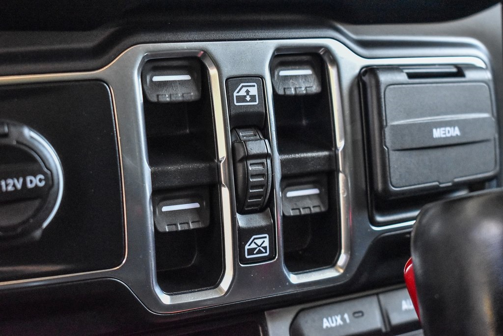 2022 Jeep Wrangler Unlimited Sahara 4xe photo 16