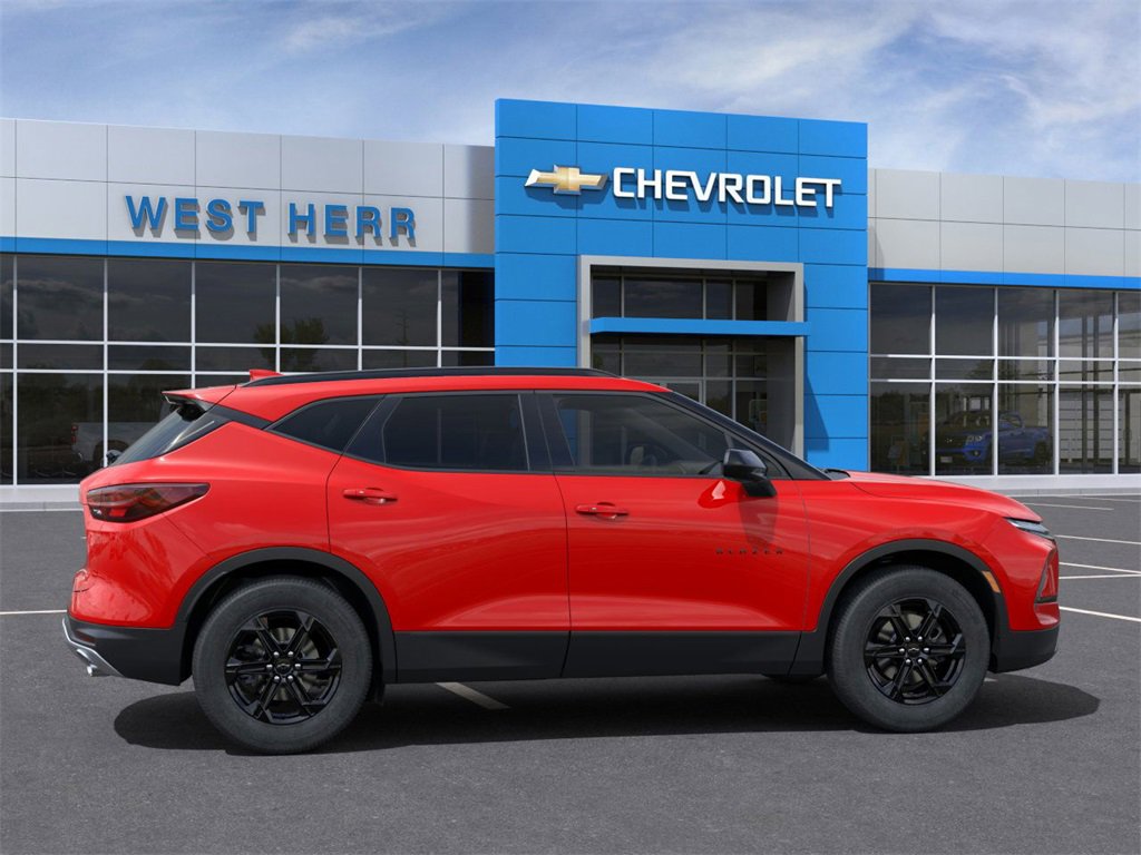 2025 Chevrolet Blazer 2LT photo 4
