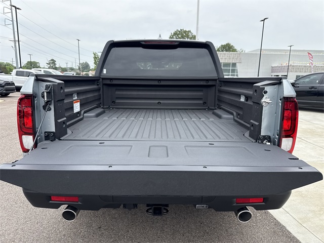 2025 Honda Ridgeline Sport photo 4