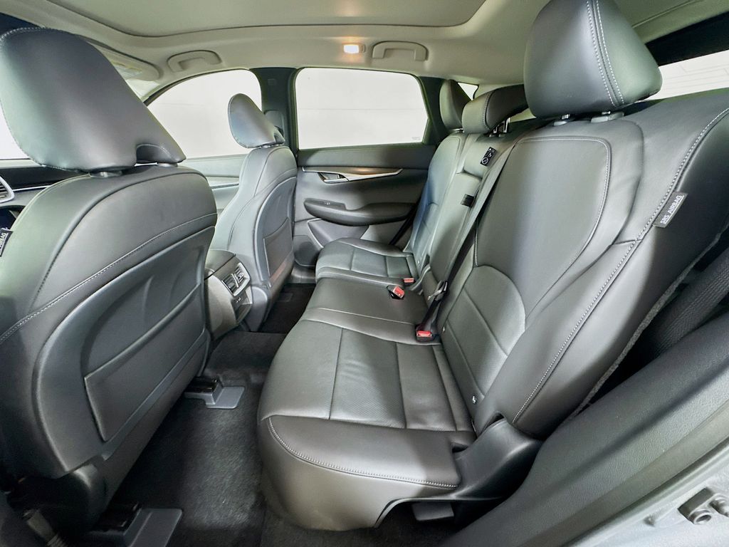 2025 Infiniti QX50 Luxe photo 22