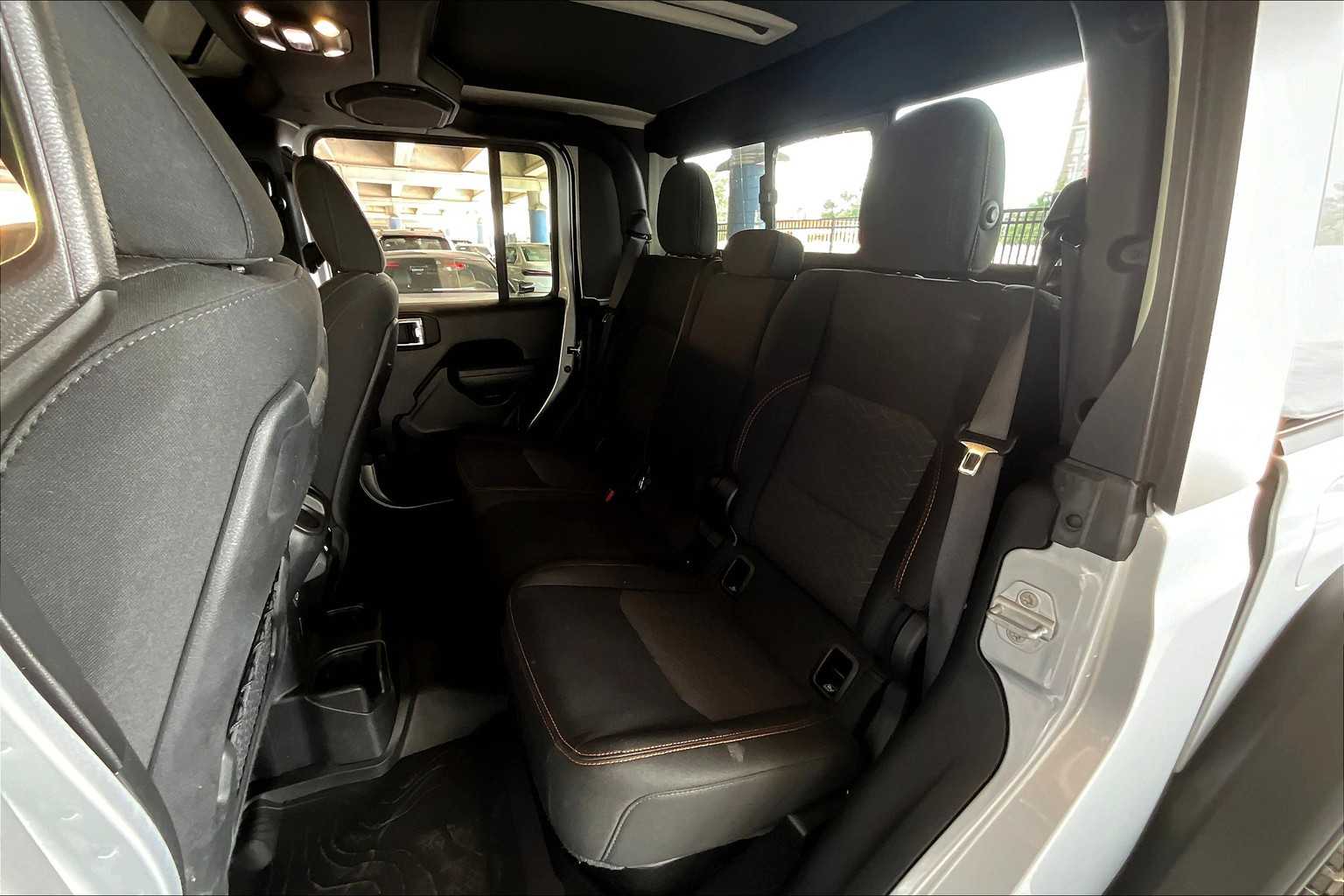 2022 Jeep Gladiator Mojave photo 18