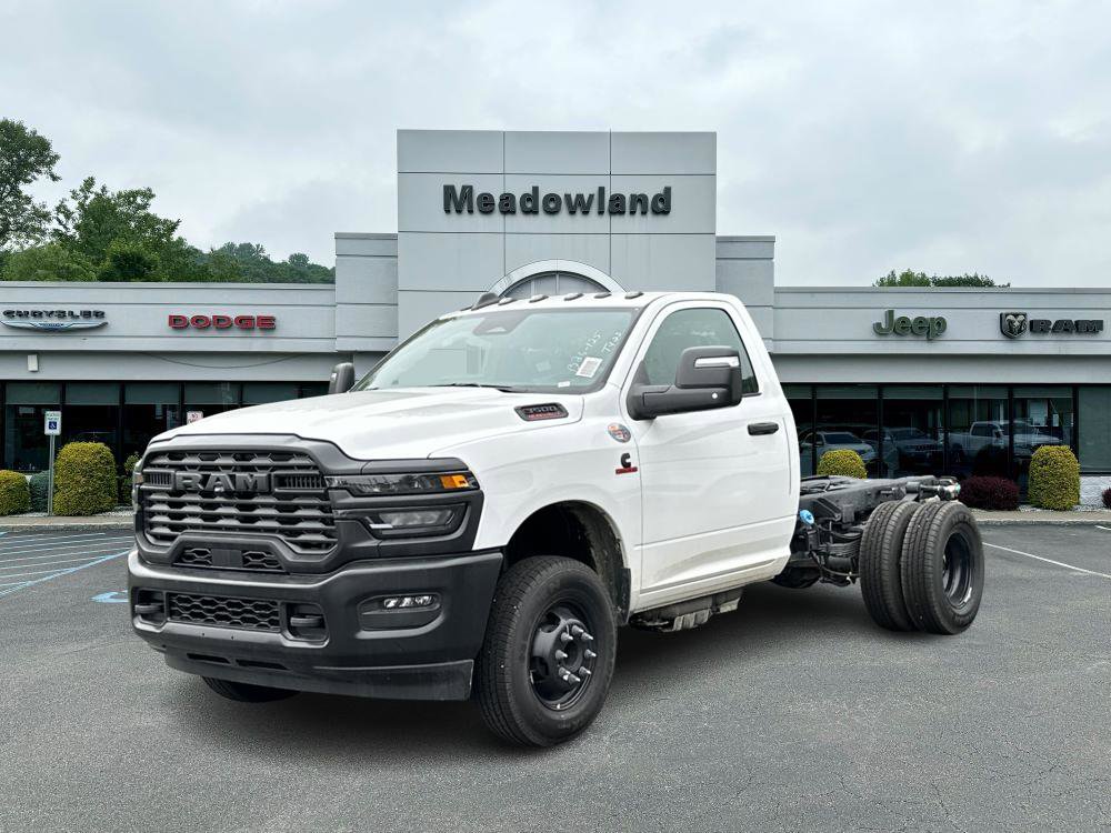 2025 RAM Ram 3500 Chassis Cab Tradesman's photo