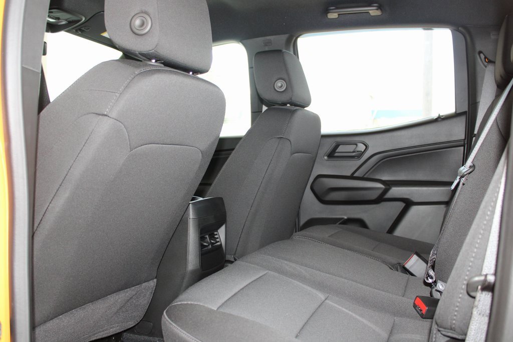 2025 Chevrolet Colorado LT photo 14