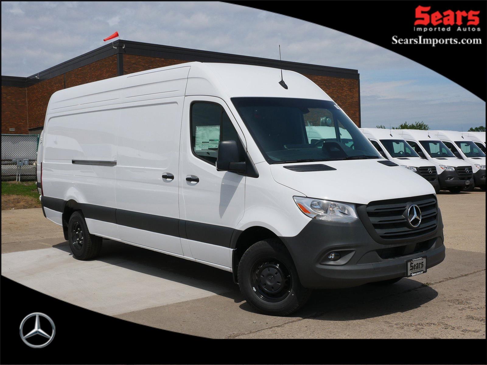 2025 Mercedes-Benz Sprinter Cargo Van Base's photo