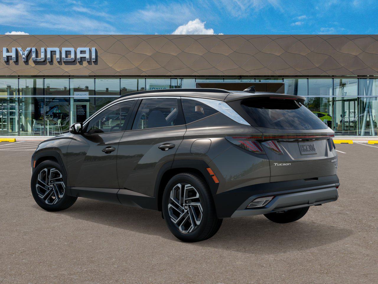 2025 Hyundai Tucson Hybrid Limited photo 3