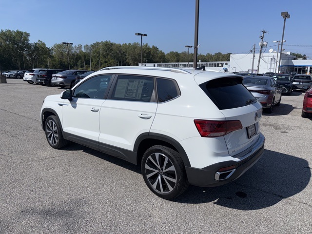 2022 Volkswagen Taos SE photo 6