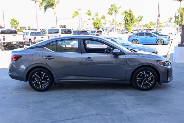 2024 Nissan Sentra SV photo 2