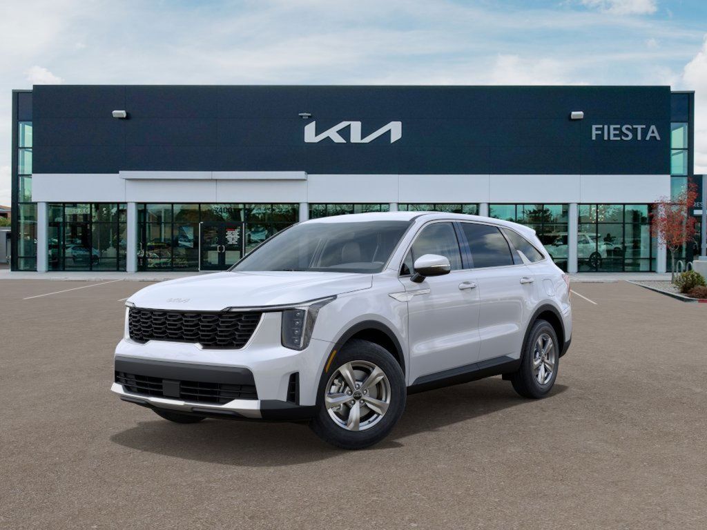 2025 Kia Sorento LX's photo