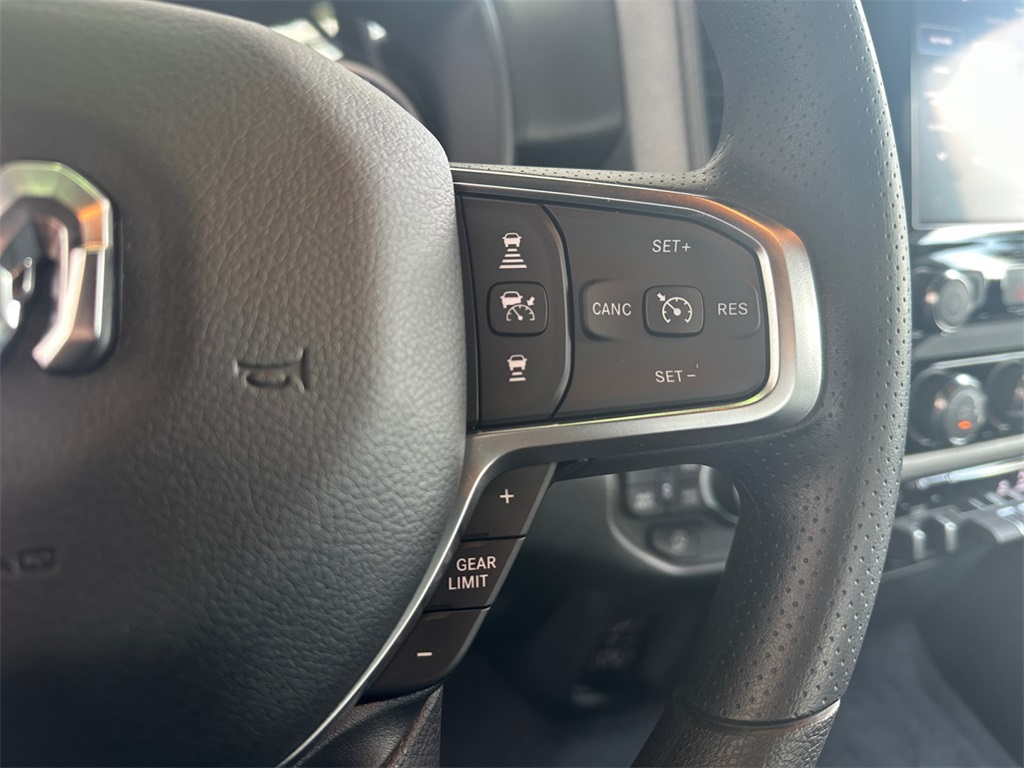 2025 Ram 1500 Tradesman photo 29