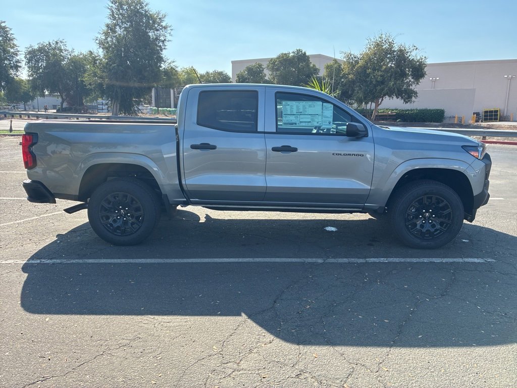 2026 Chevrolet Colorado Work Truck photo 2