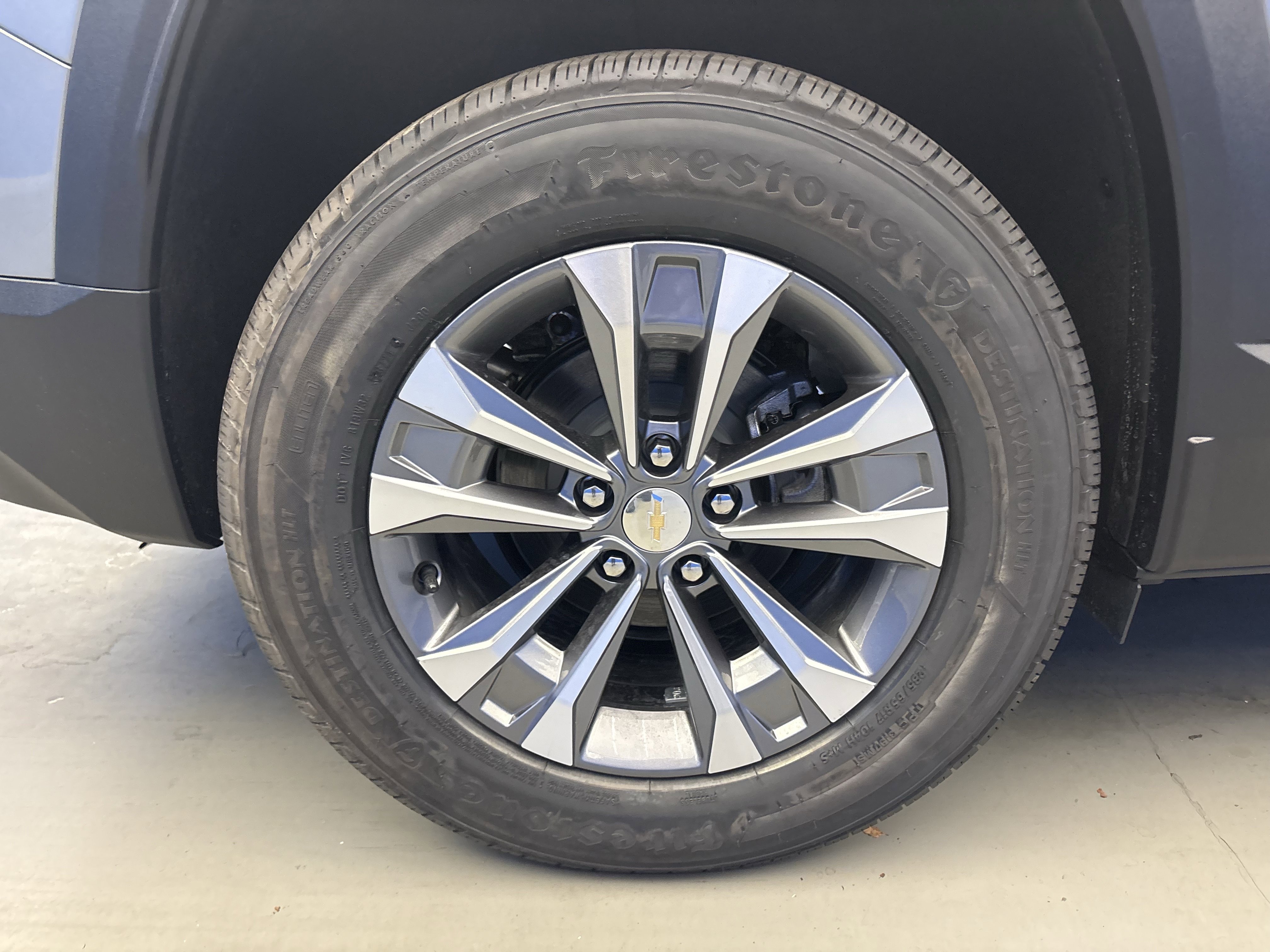 2026 Chevrolet Equinox LT photo 3