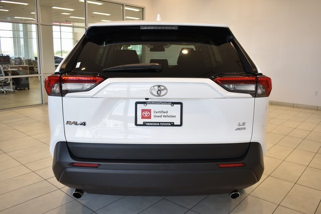 2024 Toyota RAV4 LE photo 7