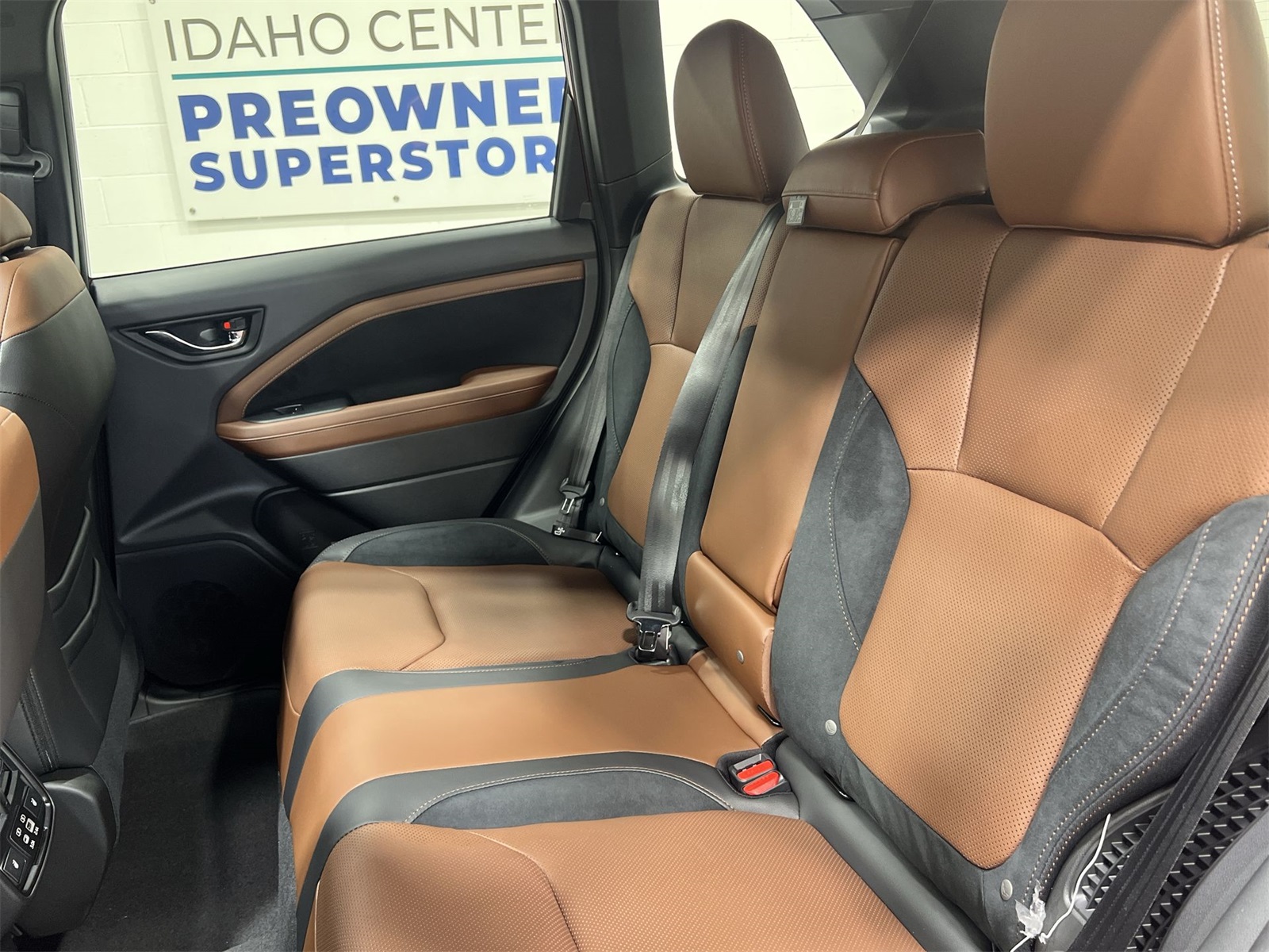 2025 Subaru Forester Touring photo 21
