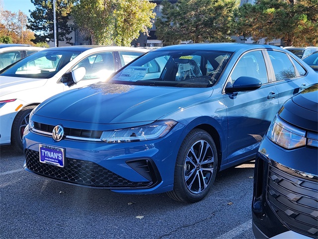 2026 Volkswagen Jetta 1.5T Sport photo 3