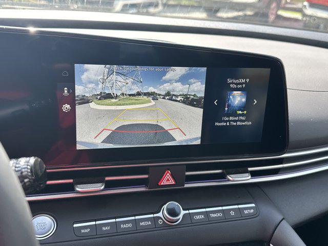 2025 Hyundai Elantra SEL Convenience photo 27