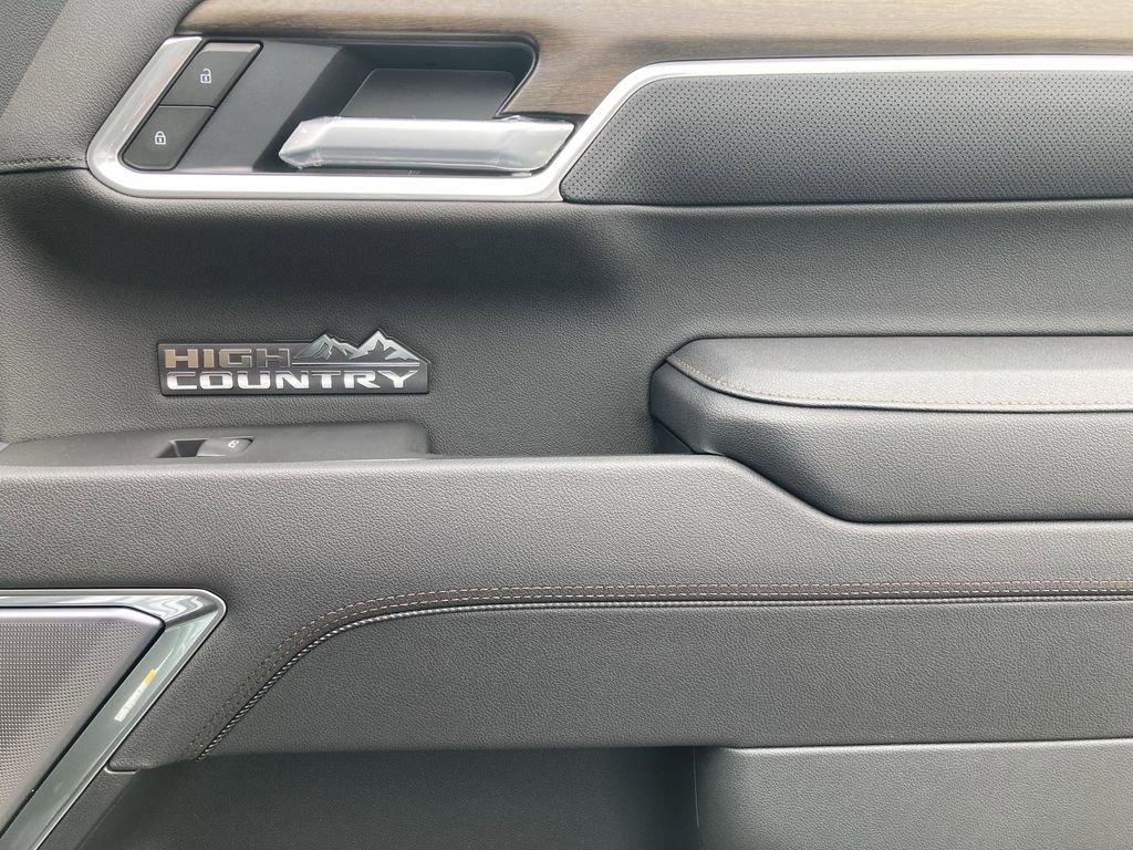 2026 Chevrolet Silverado 1500 High Country photo 38