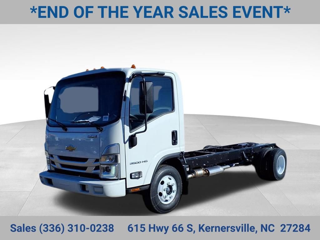 2025 Chevrolet Low Cab Forward Base's photo